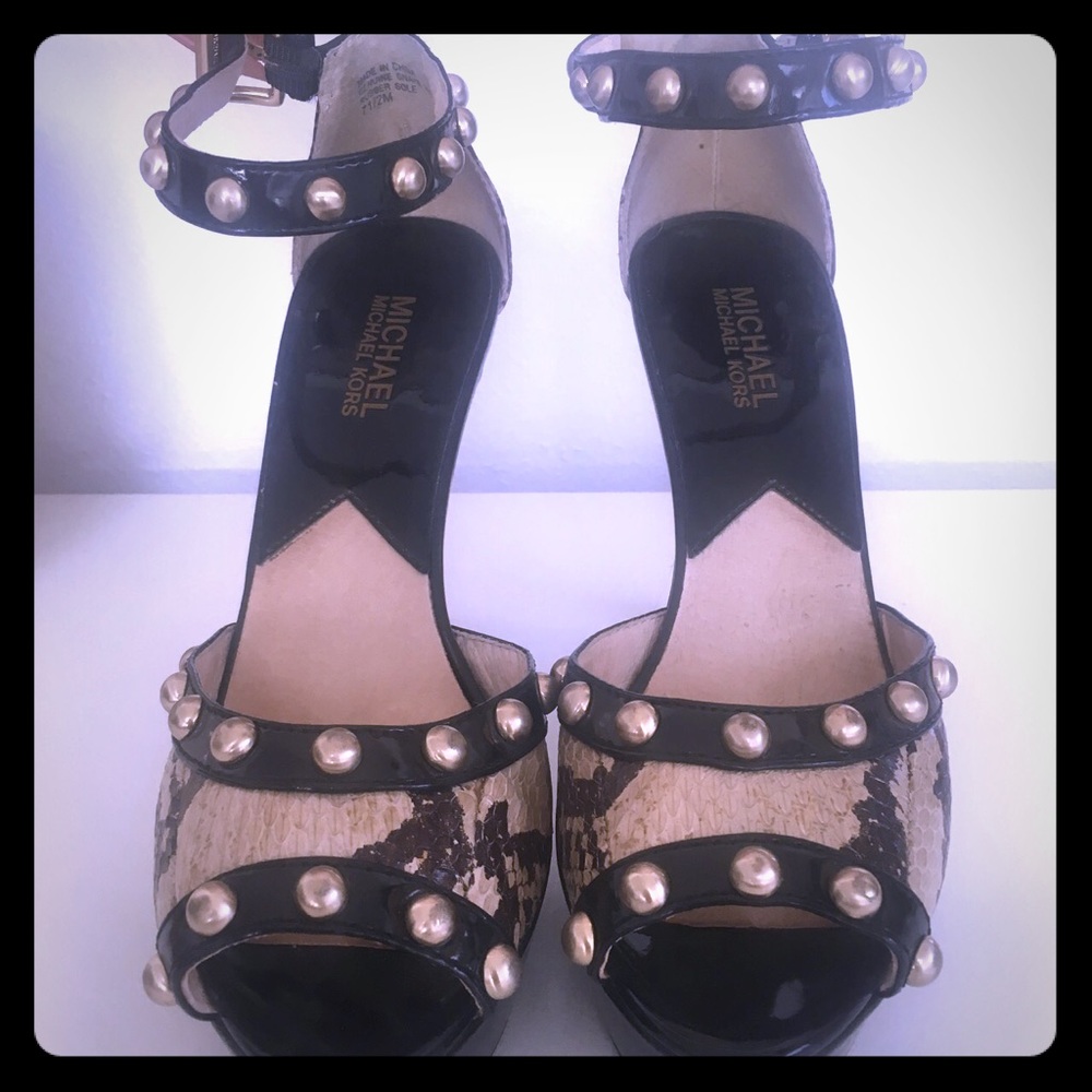 Patent leather + snakeskin studded peep toe heels.
